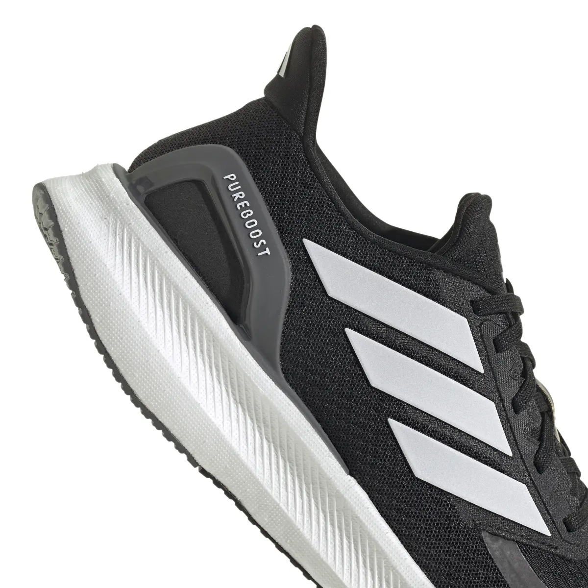 product/a/d/adidas_if9191_9_footwear_photography_detail_view_2_white-nw091625.jpg