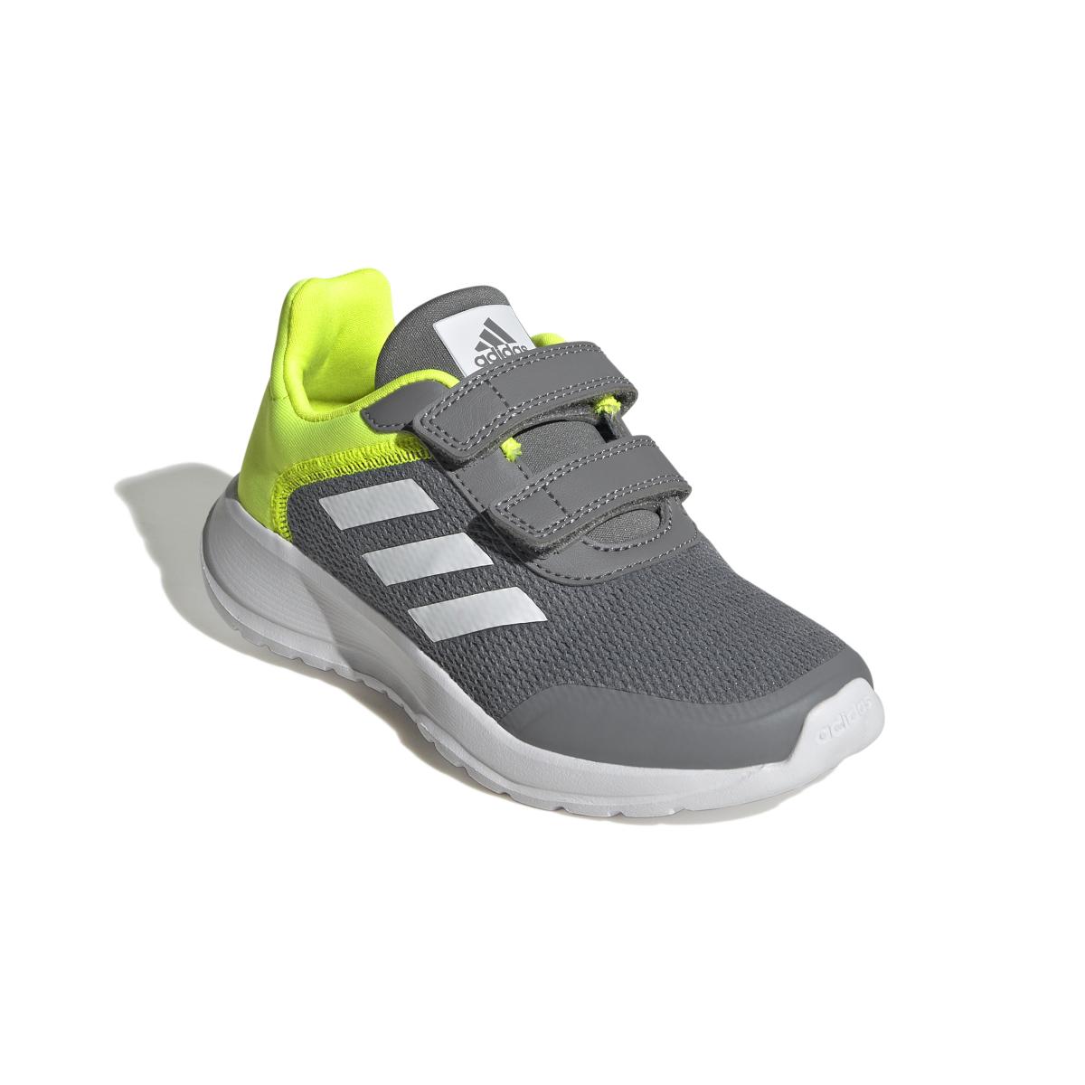 product/a/d/adidas_ig1239_6_footwear_photography_front_lateral_top_view_white.jpg