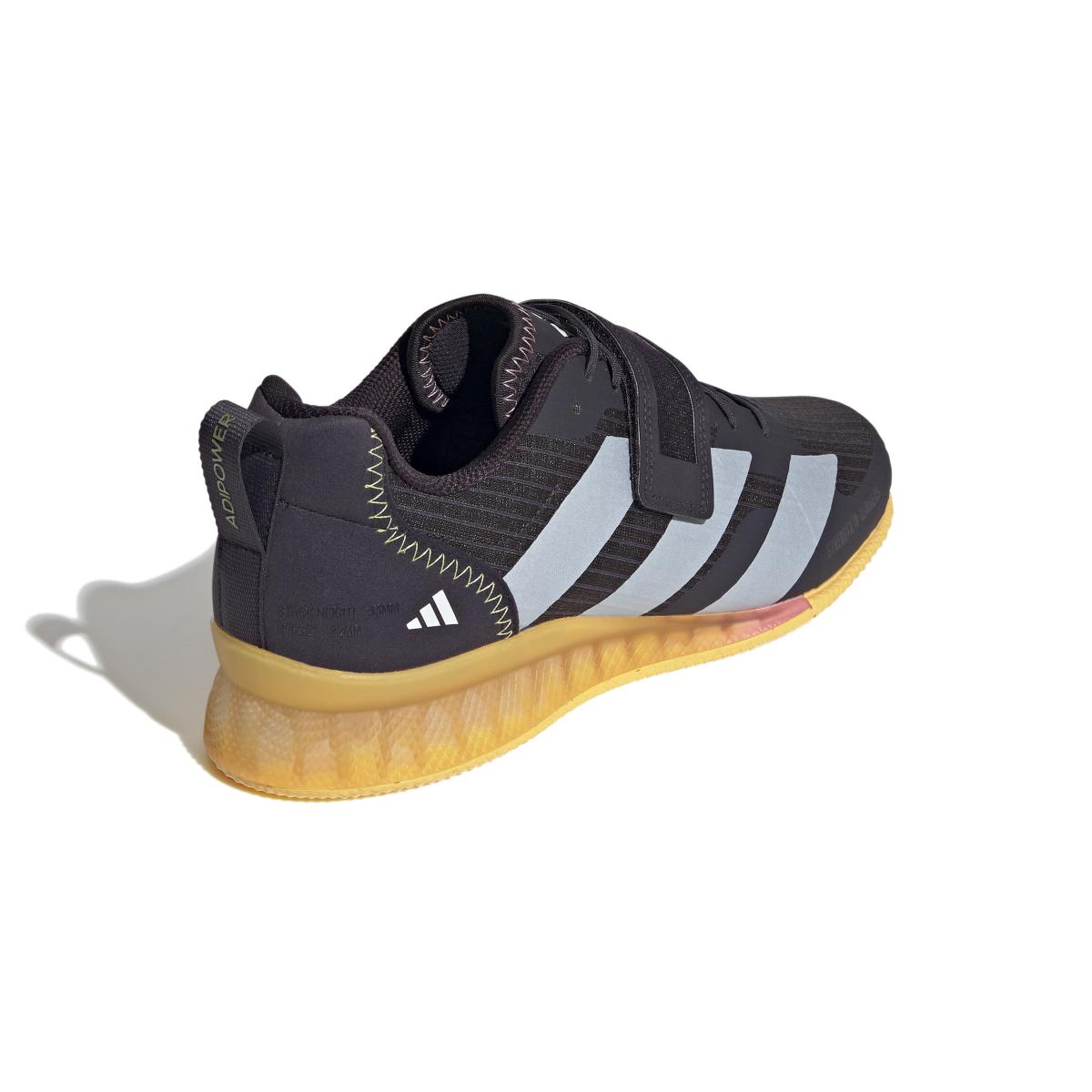 product/a/d/adidas_ig1773_7_footwear_photography_back_lateral_top_view_white.jpg