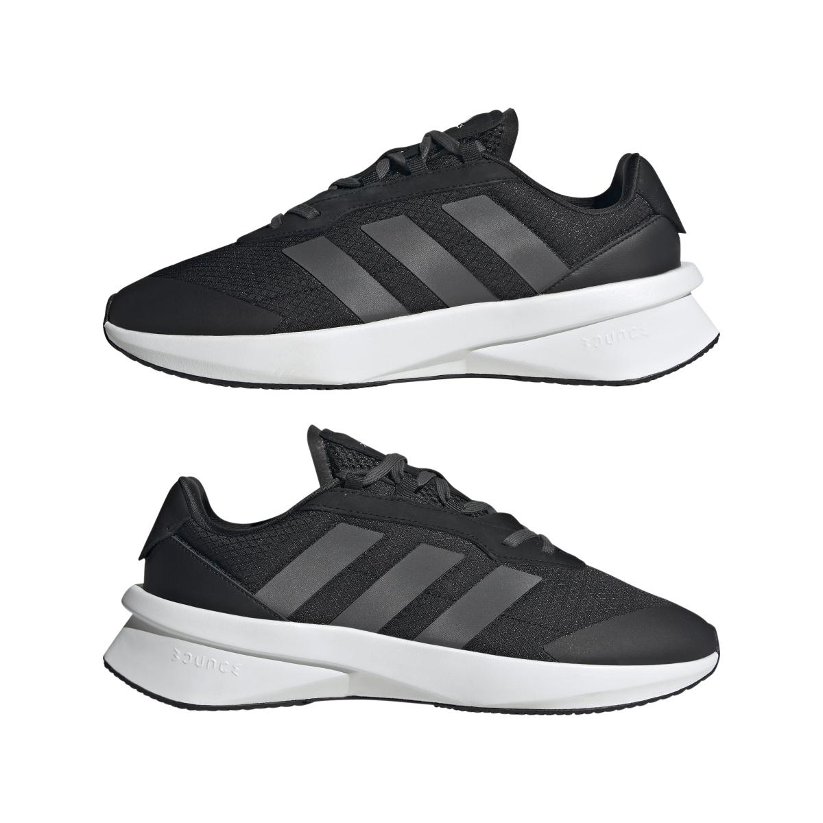 product/a/d/adidas_ig2381_10_footwear_photography_mirrored_pair_view_white.jpg