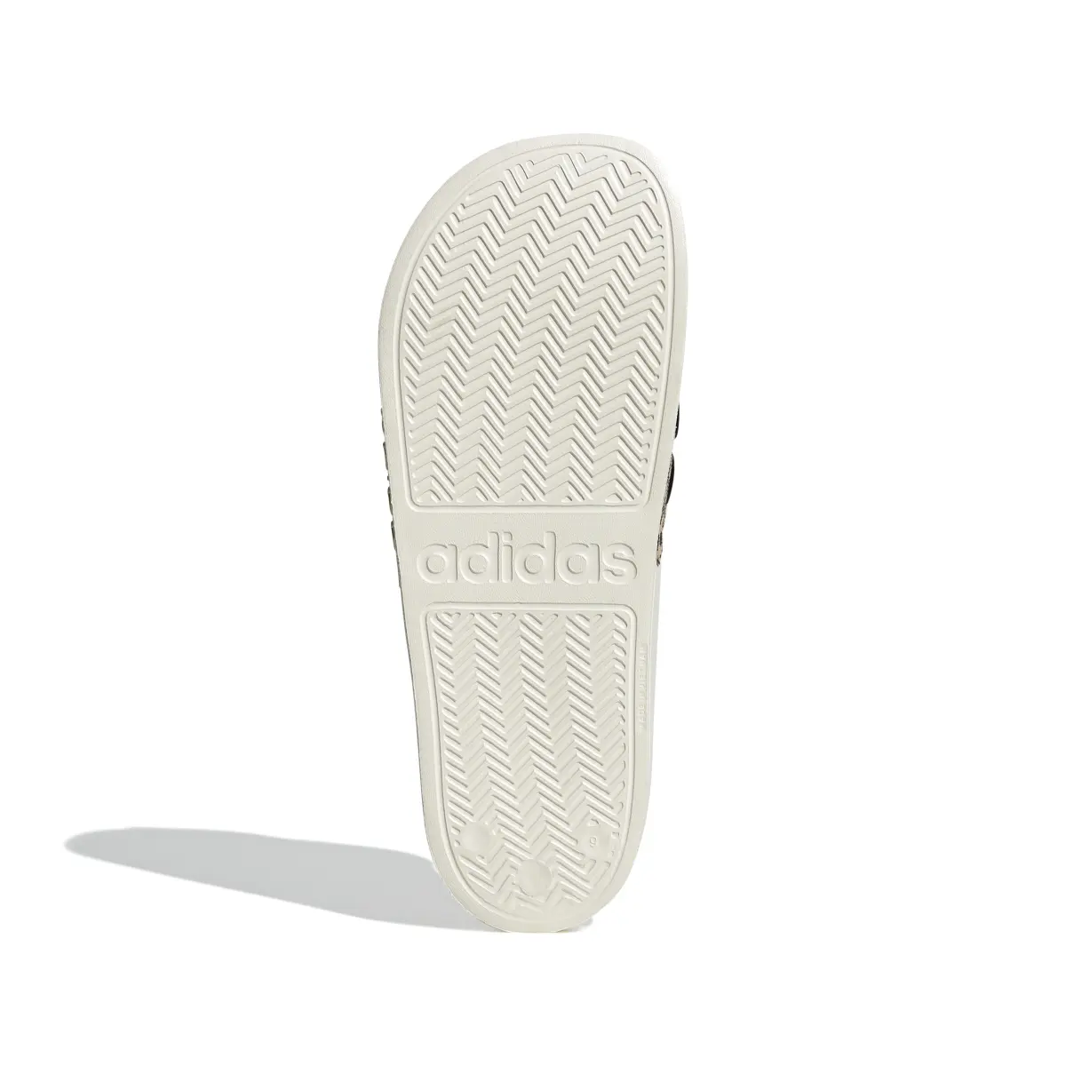 product/a/d/adidas_ig3682_4_footwear_photography_bottom_view_white.jpg