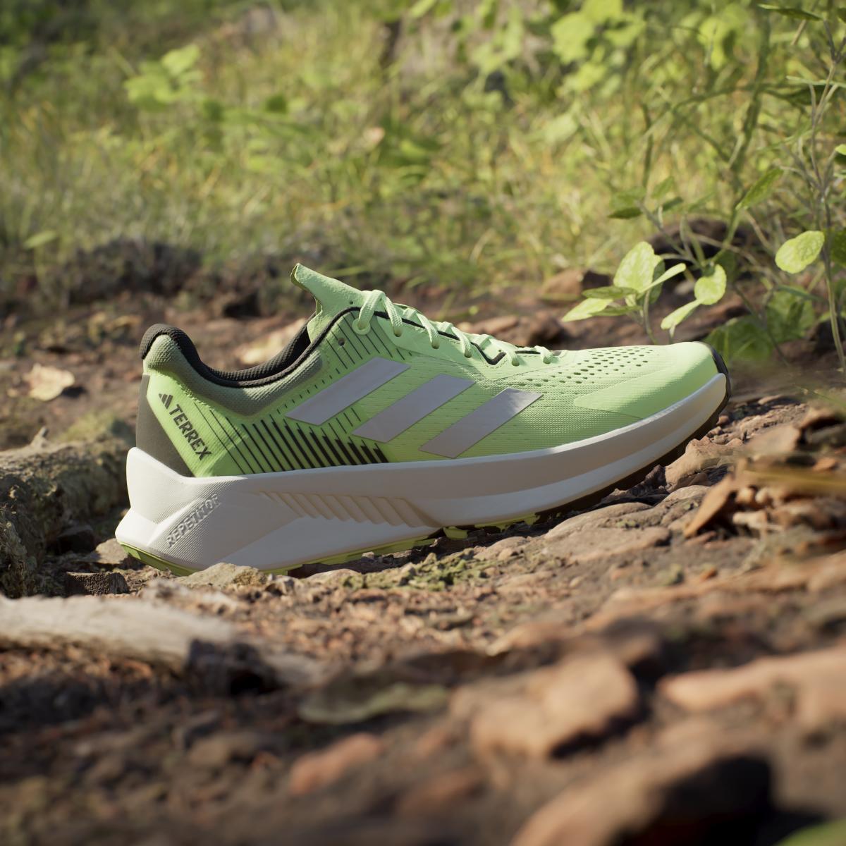 product/a/d/adidas_ig8026_16_footwear_photography_heromrktng_view_3_white-nw031524.jpg