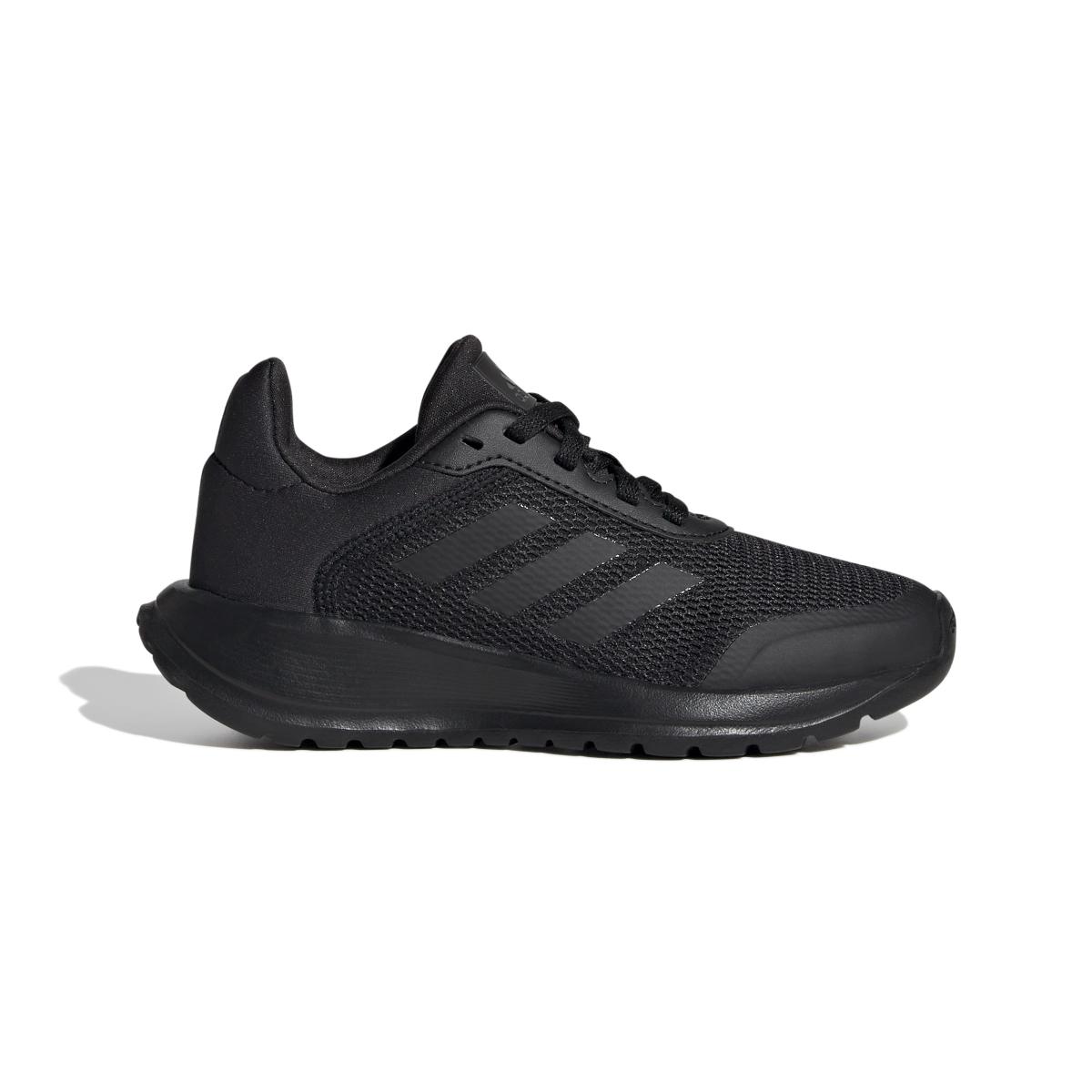 product/a/d/adidas_ig8572_1_footwear_photography_side_lateral_center_view_white.jpg