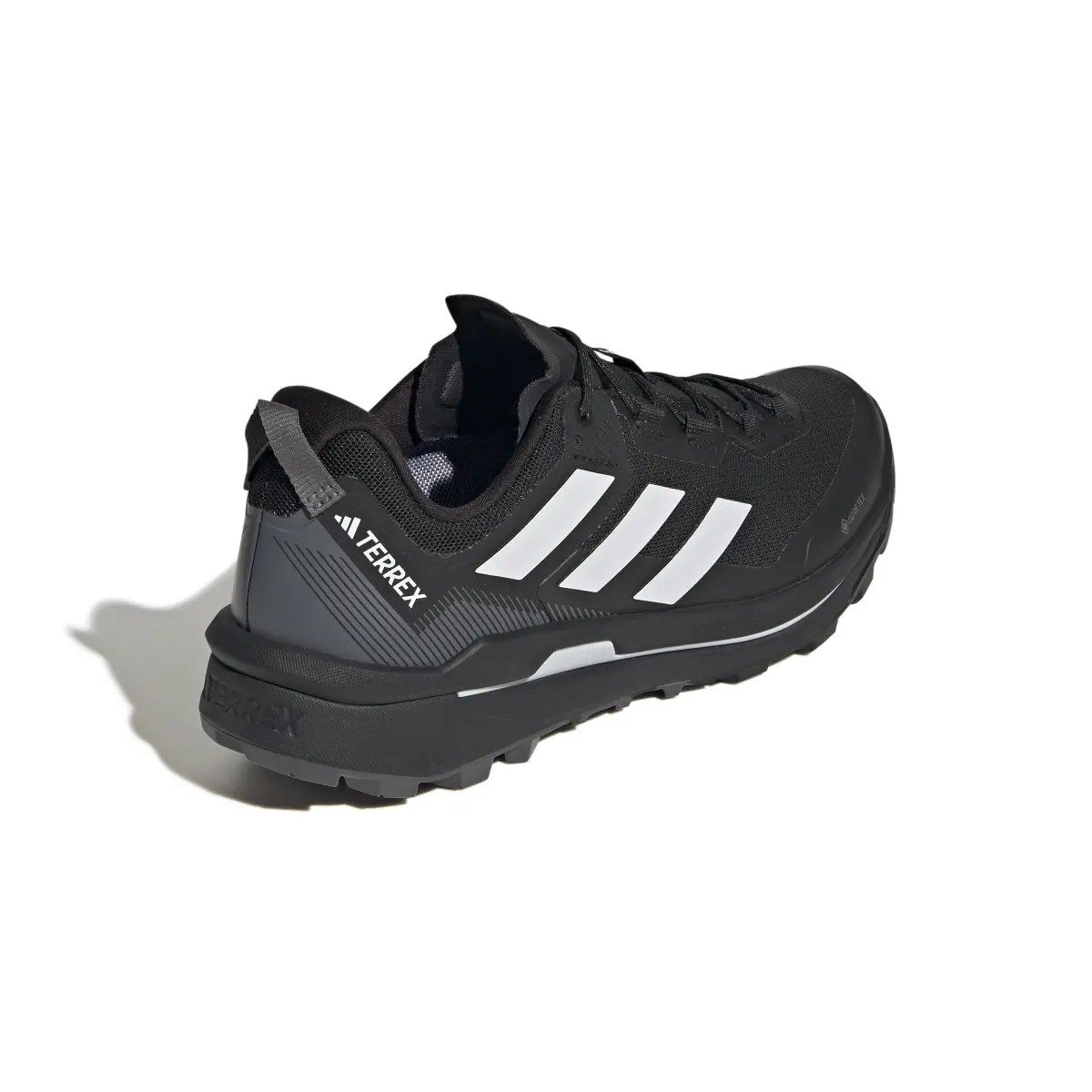 product/a/d/adidas_ih1090_7_footwear_photography_back_lateral_top_view_white-nw091625.jpg