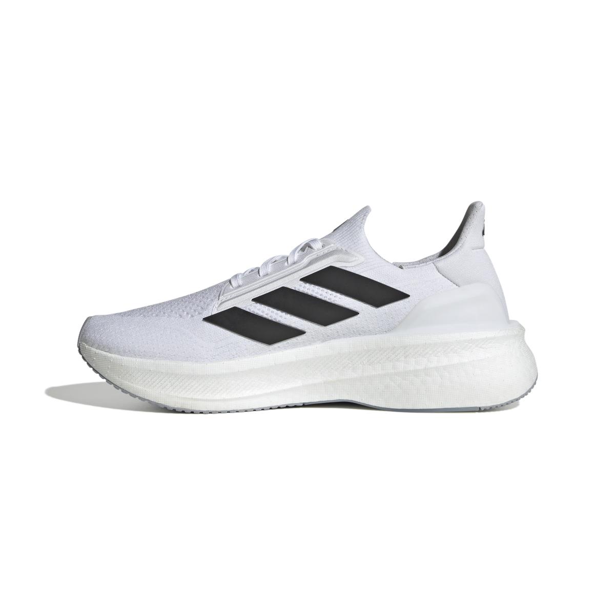 product/a/d/adidas_ih3111_5_footwear_photography_side_medial_center_view_white-nw091625.jpg