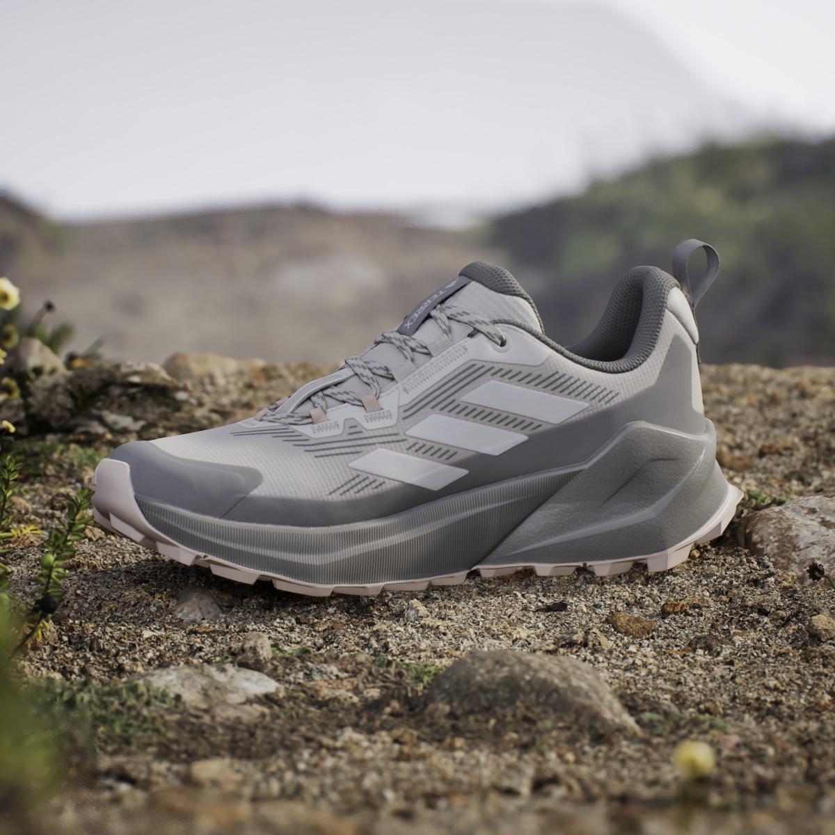 product/a/d/adidas_ih3790_20_footwear_photography_heromrktng_view_7-nw091625.jpg