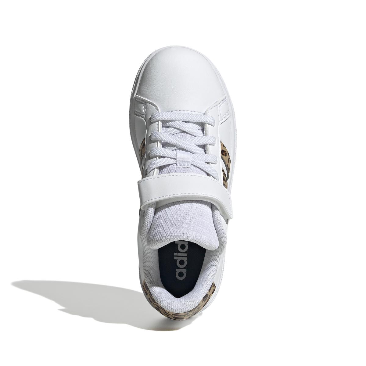 product/a/d/adidas_ih7842_3_footwear_photography_top_portrait_view_white.jpg