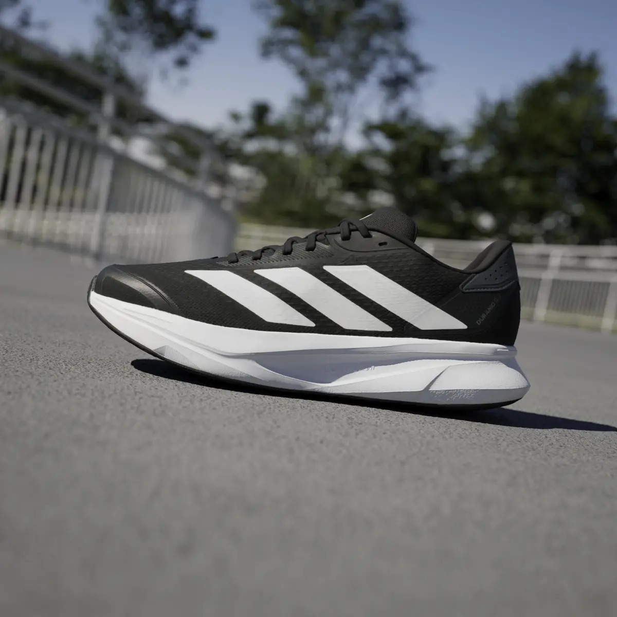 product/a/d/adidas_ih8218_20_footwear_photography_heromrktng_view_7.jpg