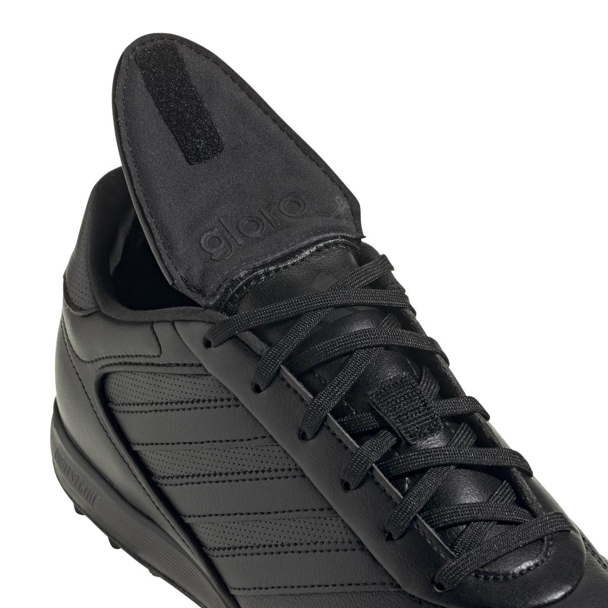 product/a/d/adidas_ih8287_8_footwear_photography_detail_view_2_white-nw120924.jpg