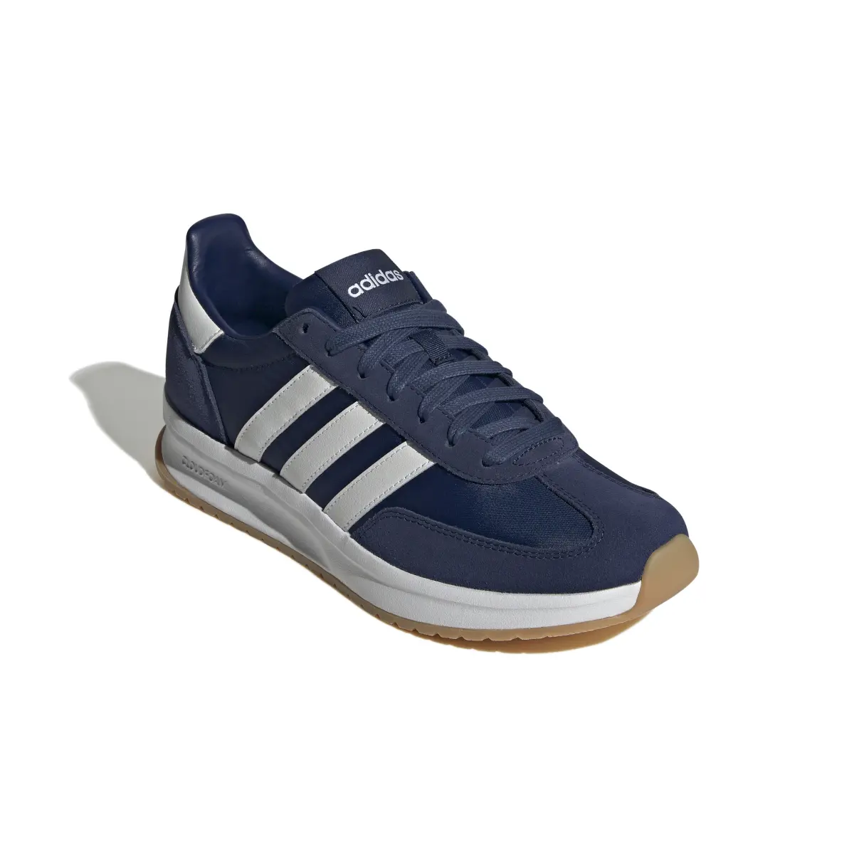 product/a/d/adidas_ih8586_6_footwear_photography_front_lateral_top_view_whiterep2.jpg