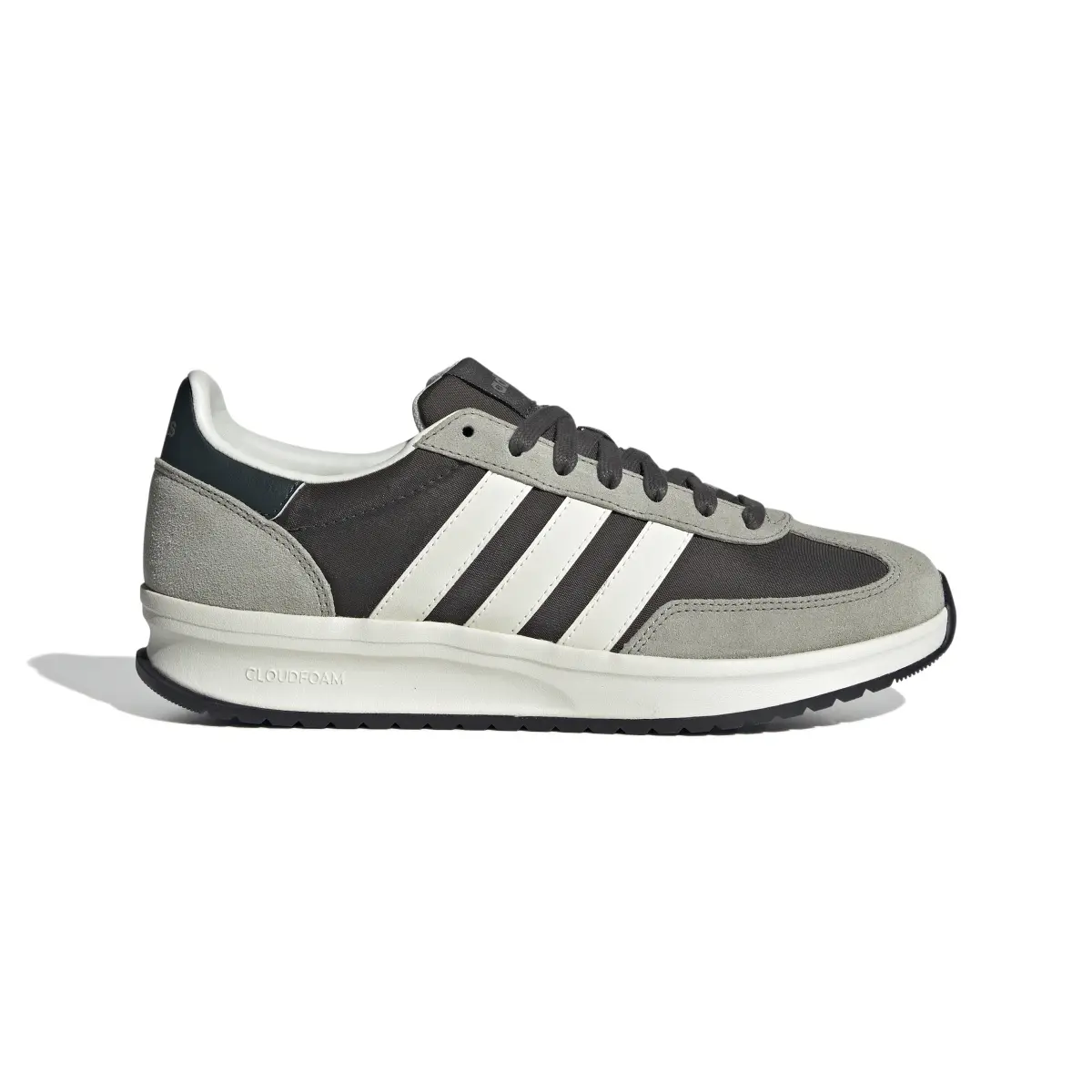 product/a/d/adidas_ih8587_1_footwear_photography_side_lateral_center_view_white.jpg