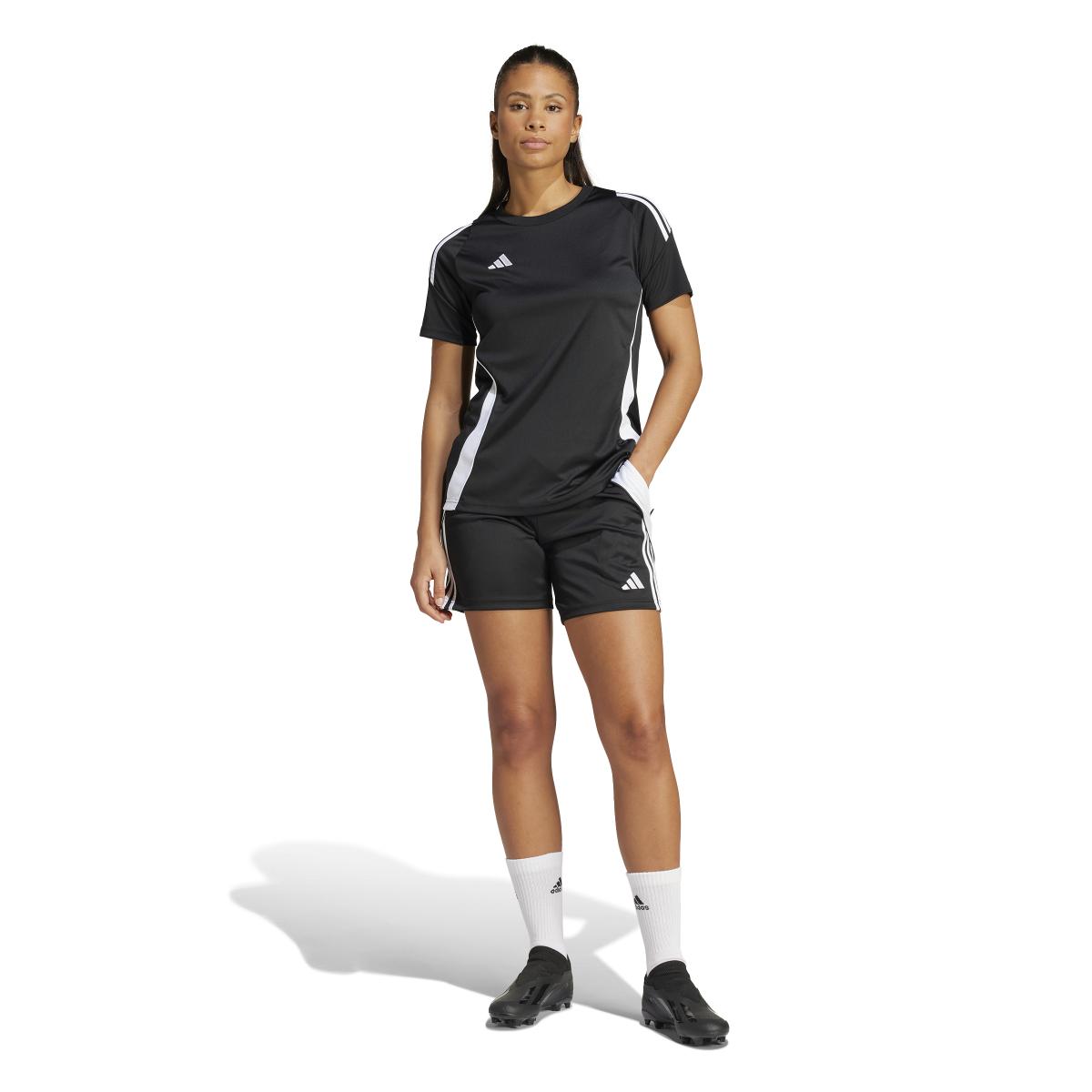 product/a/d/adidas_ij7675_8_apparel_on_model_standard_outfit_view_white.jpg