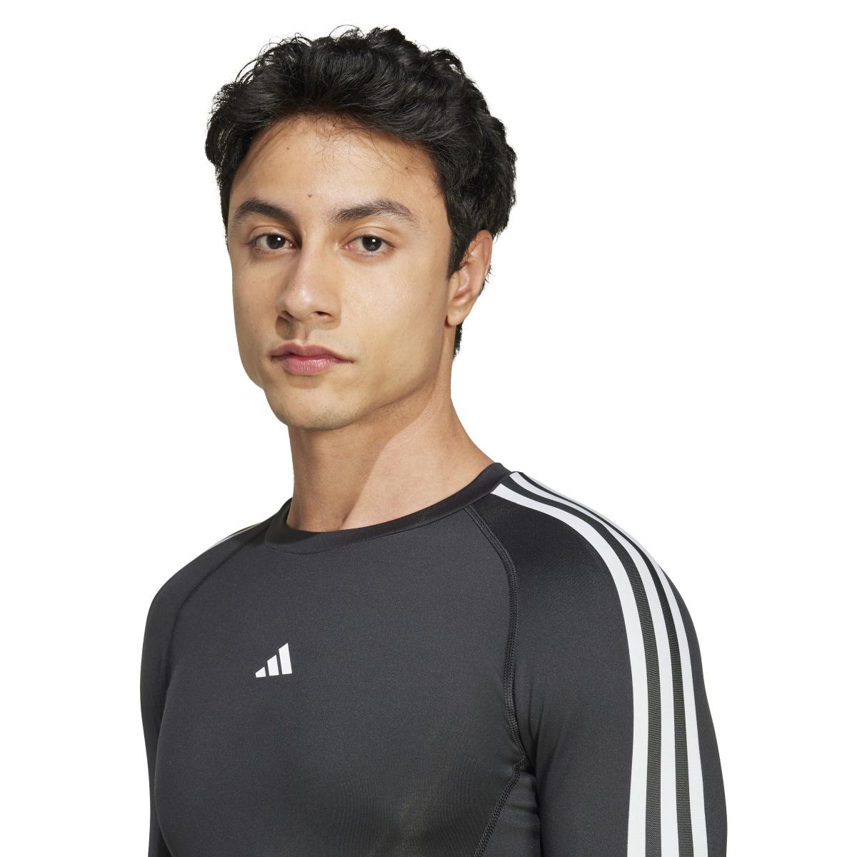 product/a/d/adidas_in5586_7_apparel_on_model_detail_view_1_white.jpg