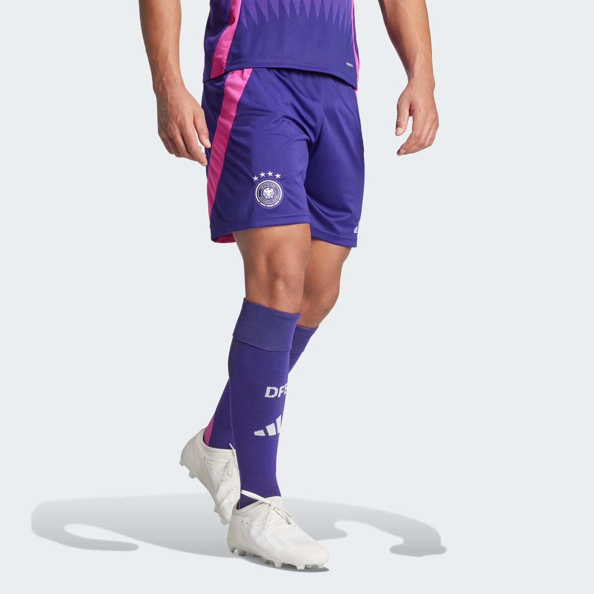 product/a/d/adidas_ip8167_team-colleg-purple_2.jpg
