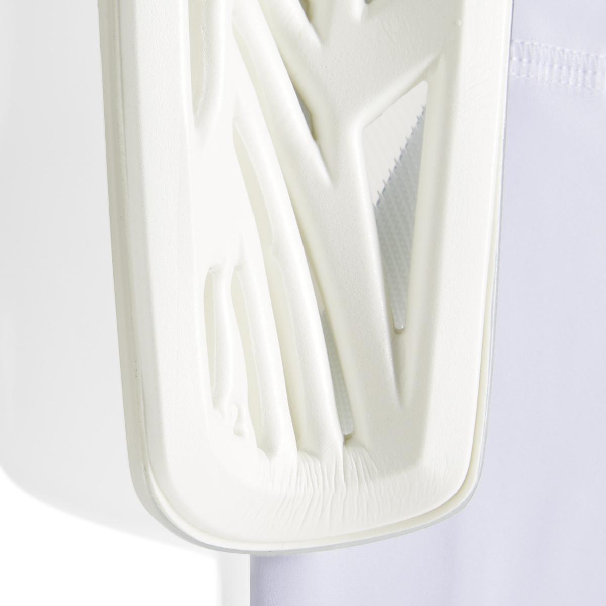 product/a/d/adidas_iq4040_2_hardware_photography_detail_view_1_white-nw111924.jpg