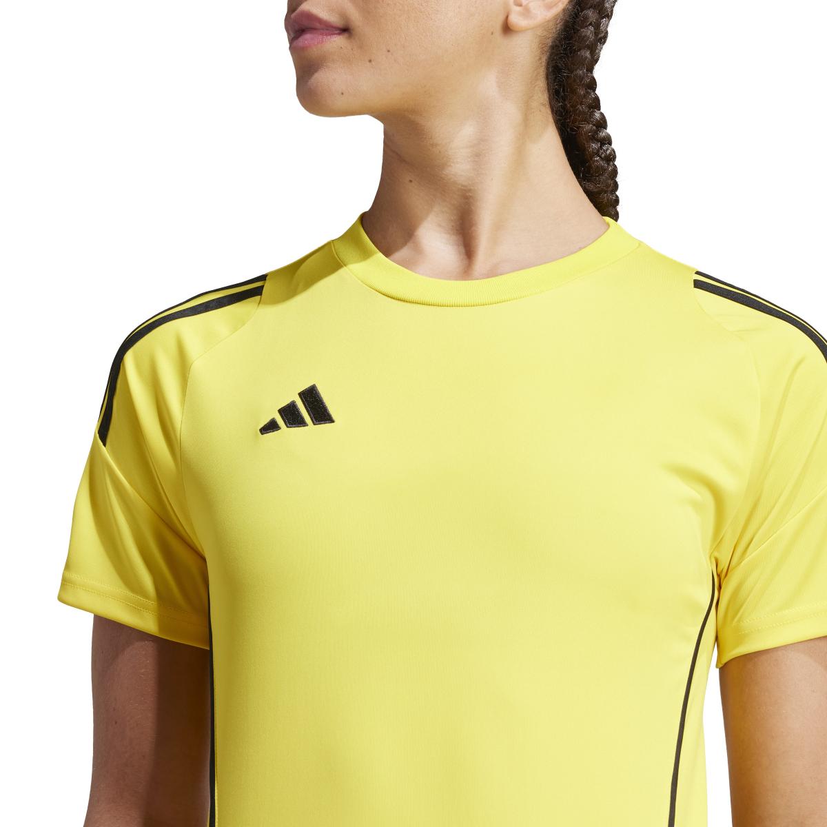 product/a/d/adidas_is1020_10_apparel_on_model_detail_view_2_white.jpg