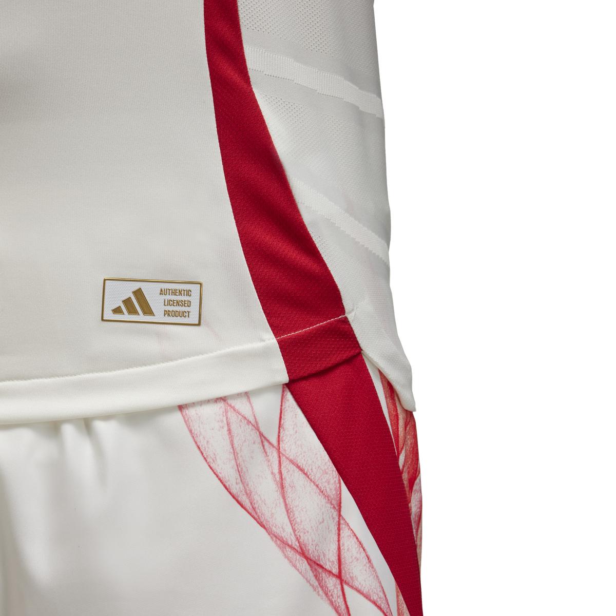 product/a/d/adidas_iu0960_core-white_9.jpg