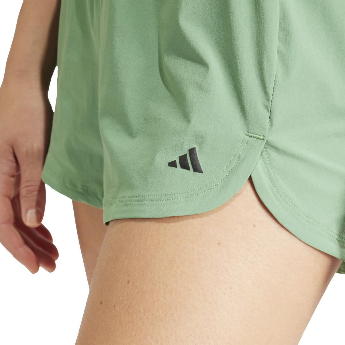 product/a/d/adidas_iv5219_7_apparel_on_model_detail_view_2_white.jpg
