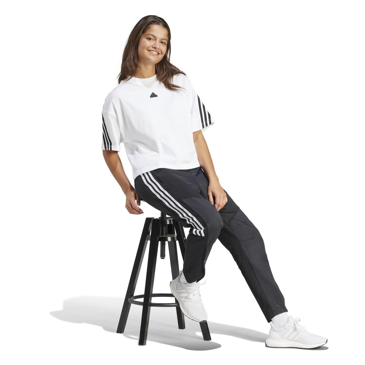 product/a/d/adidas_iv5270_6_apparel_on_model_walking_view_white-nw052224.jpg