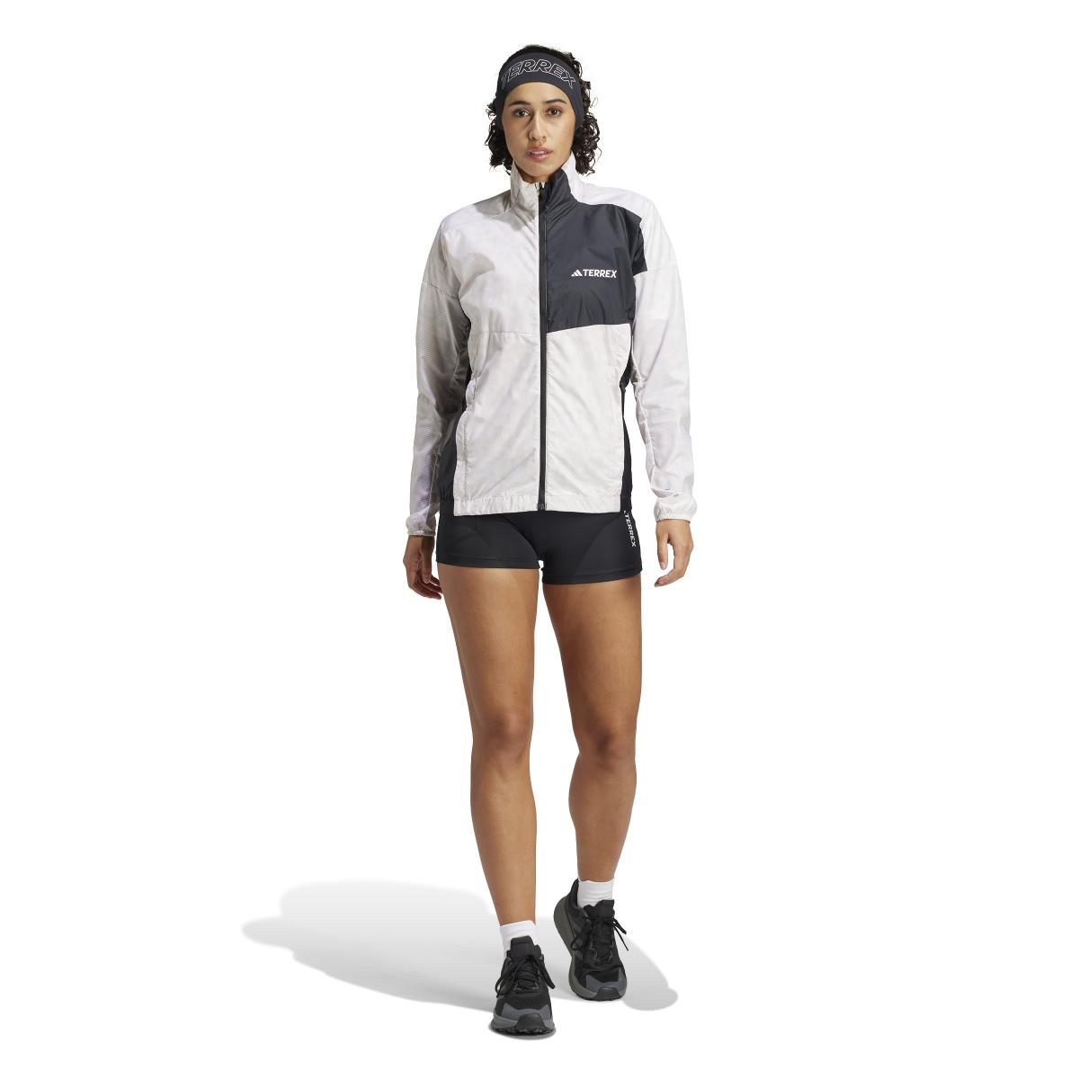 product/a/d/adidas_iw9245_7_apparel_on_model_standard_outfit_view_white.jpg