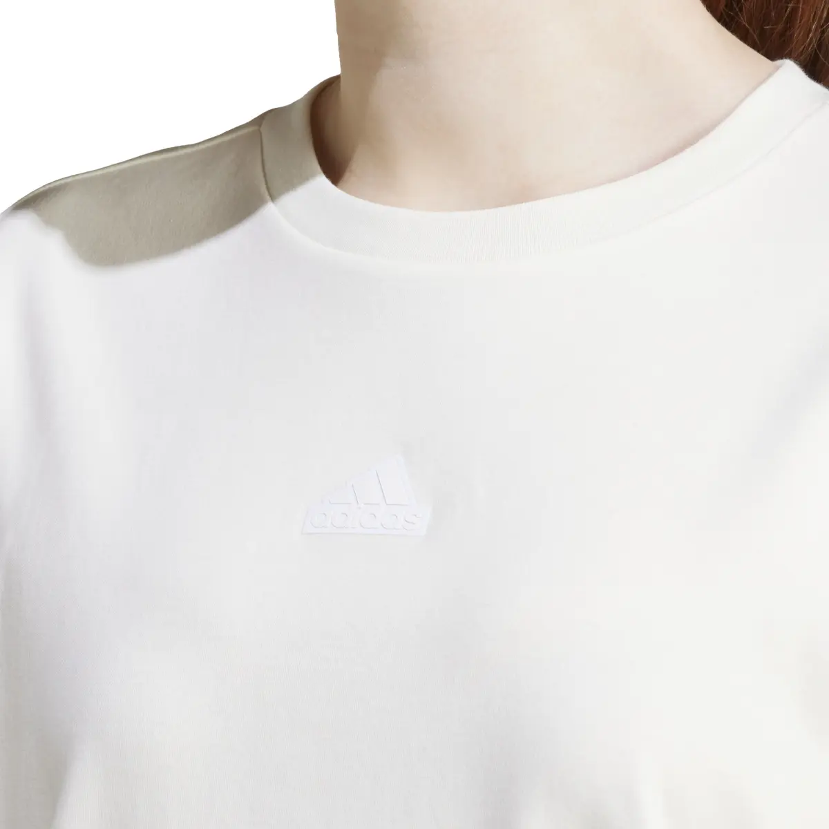 product/a/d/adidas_ix3763_7_apparel_on_model_detail_view_1_white.jpg