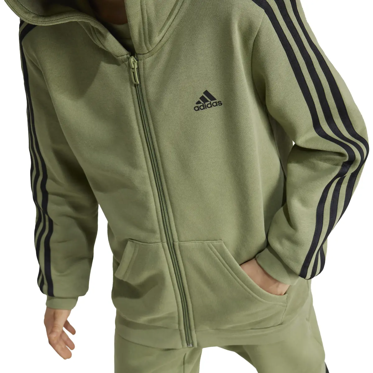product/a/d/adidas_ix9536_4_apparel_on_model_detail_view_1_white.jpg