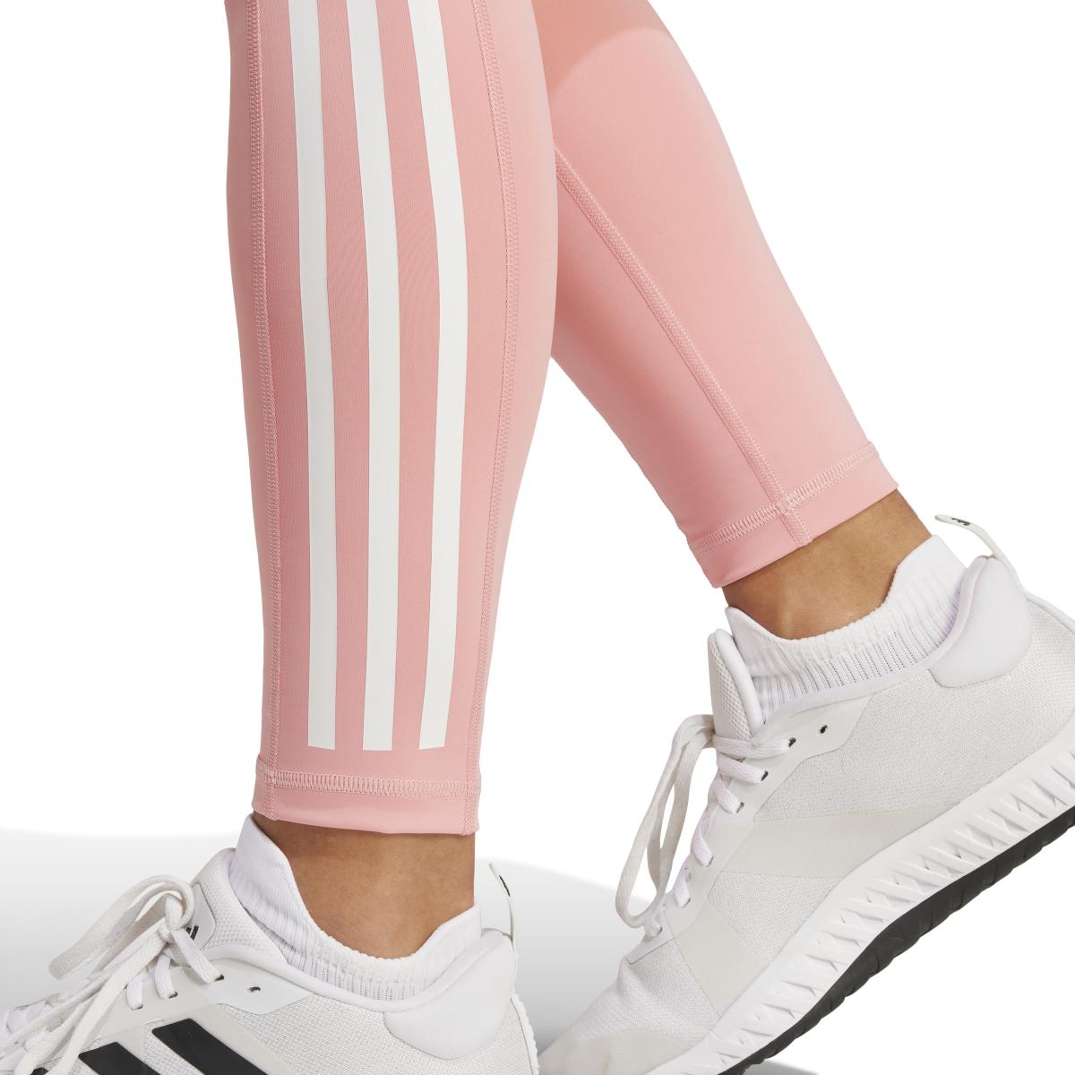product/a/d/adidas_iz2716_7_apparel_on_model_detail_view_2_white.jpg