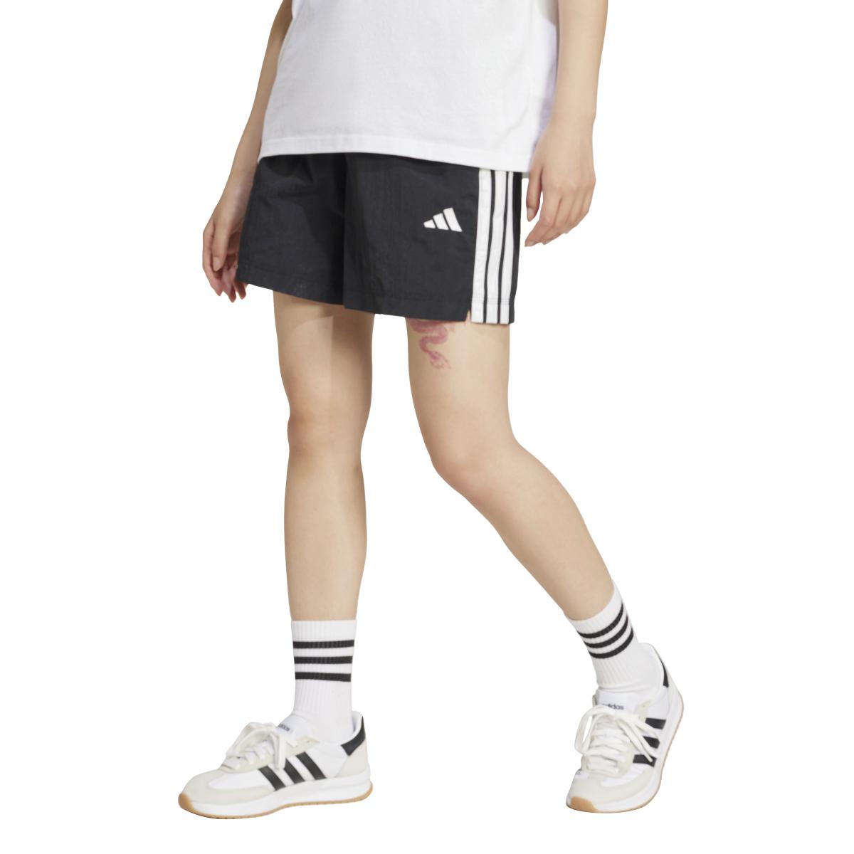product/a/d/adidas_je1309_black-white_2.jpg