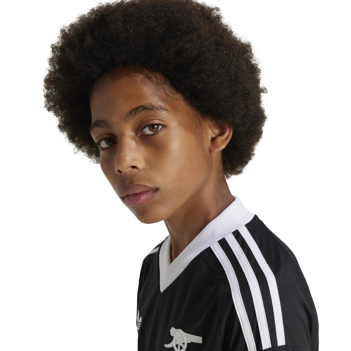 product/a/d/adidas_jg0923_7_apparel_on_model_detail_view_1_white-nw111924.jpg