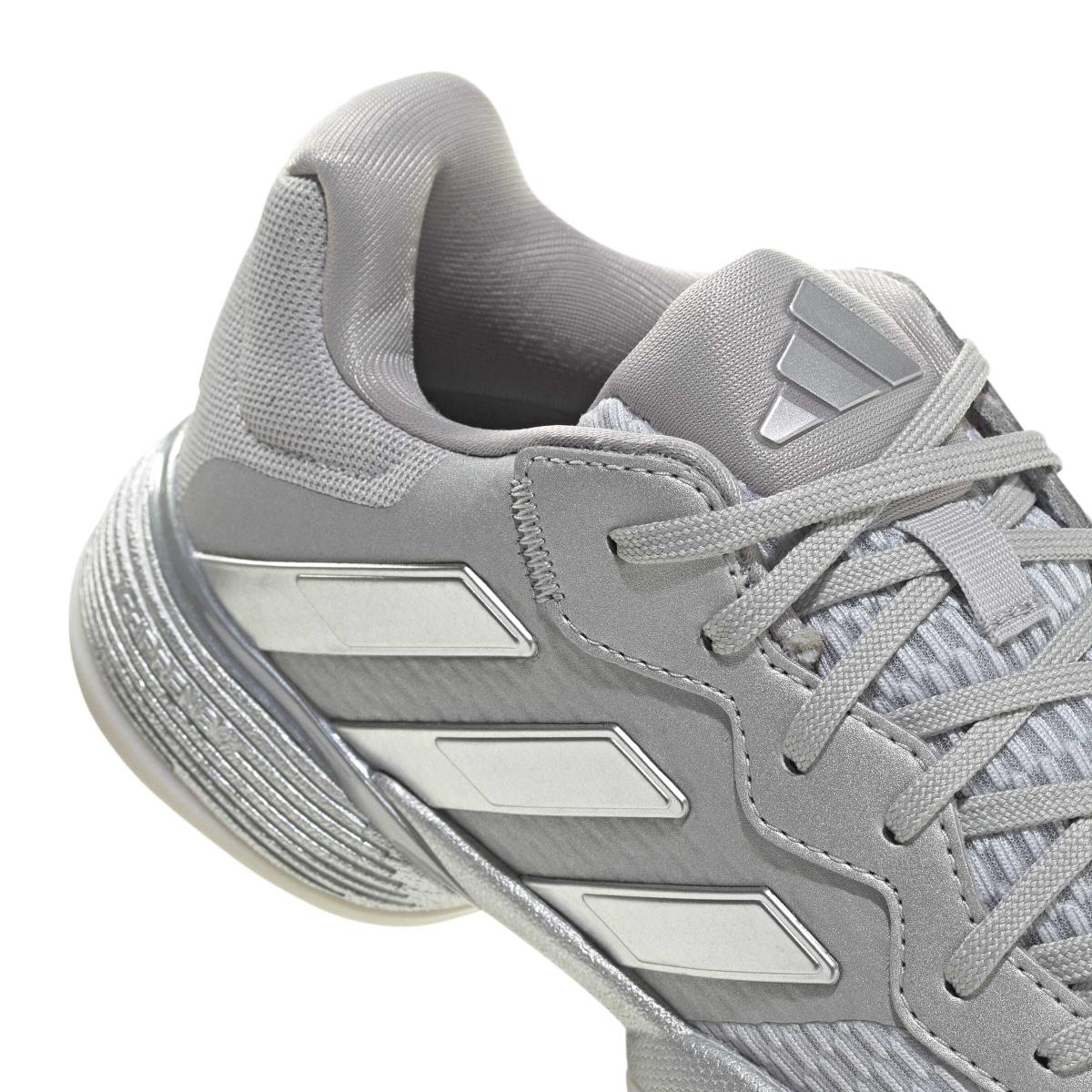 product/a/d/adidas_jh5128_8_footwear_photography_detail_view_1_white-nw091625.jpg