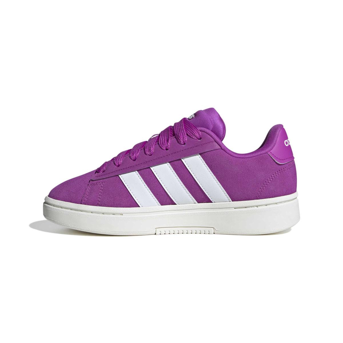 product/a/d/adidas_jh7231_5_footwear_photography_side_medial_center_view_white-nw091625.jpg