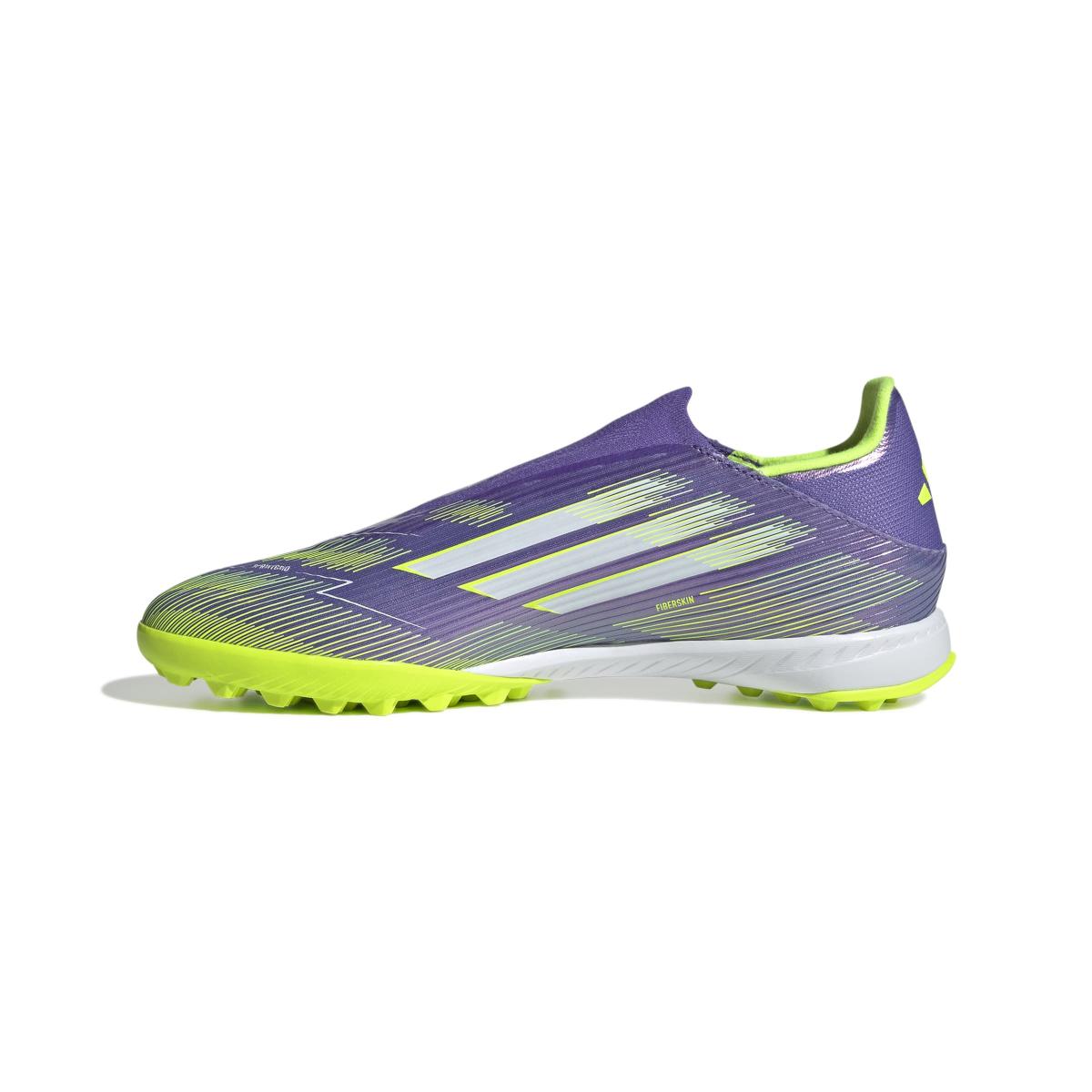 product/a/d/adidas_jh7727_4_footwear_photography_side_medial_center_view_white-nw091625.jpg