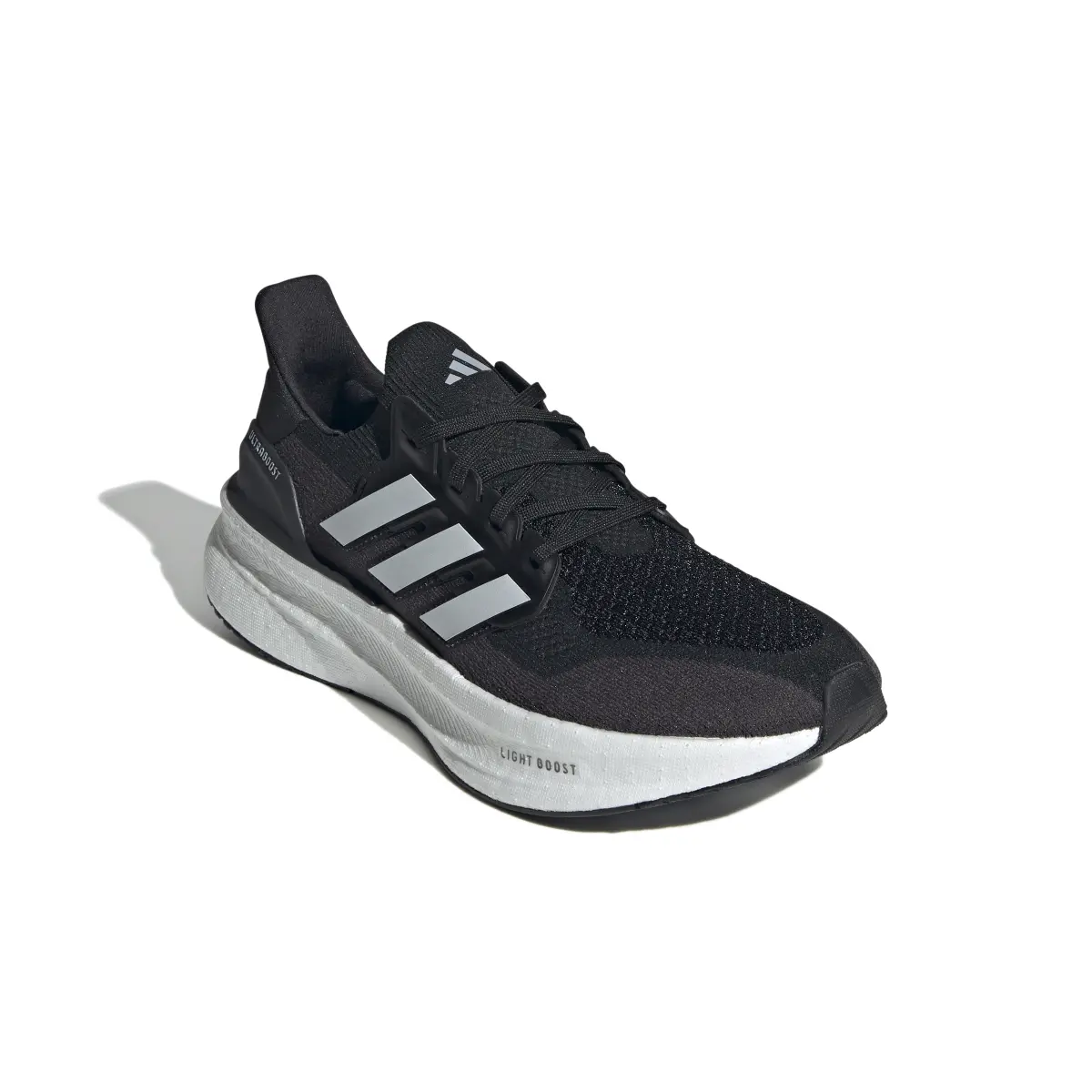 product/a/d/adidas_jh9633_6_footwear_photography_front_lateral_top_view_white.jpg