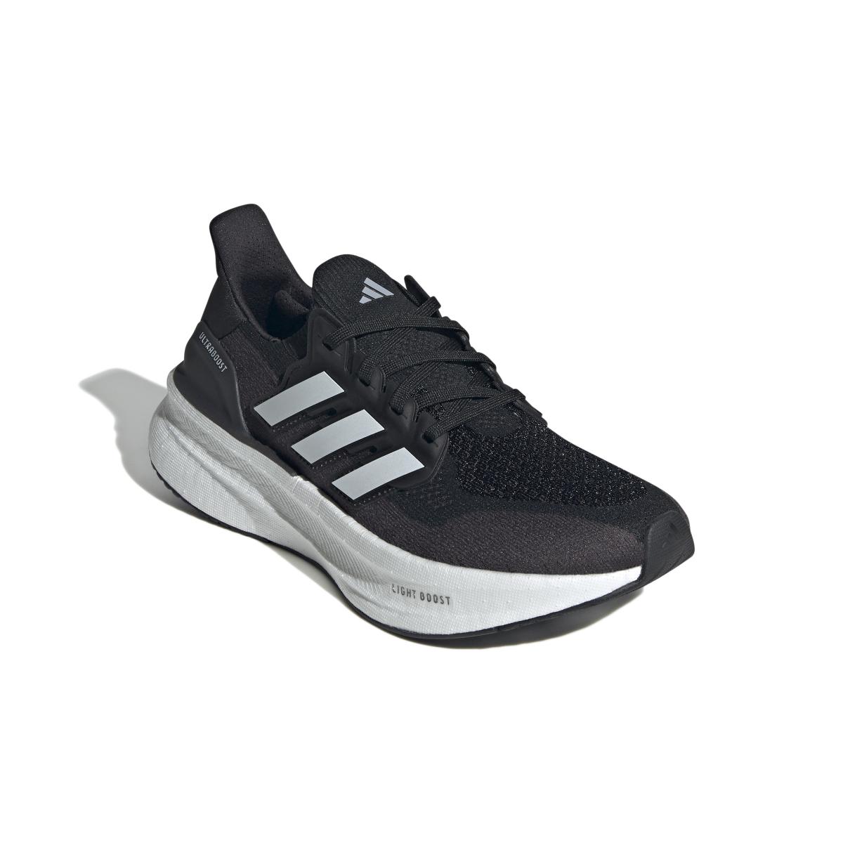 product/a/d/adidas_jh9634_6_footwear_photography_front_lateral_top_view_white.jpg