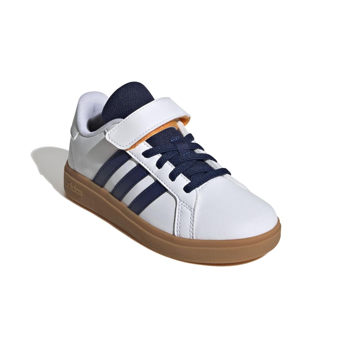 product/a/d/adidas_ji0973_6_footwear_photography_front_lateral_top_view_white-nw091625.jpg