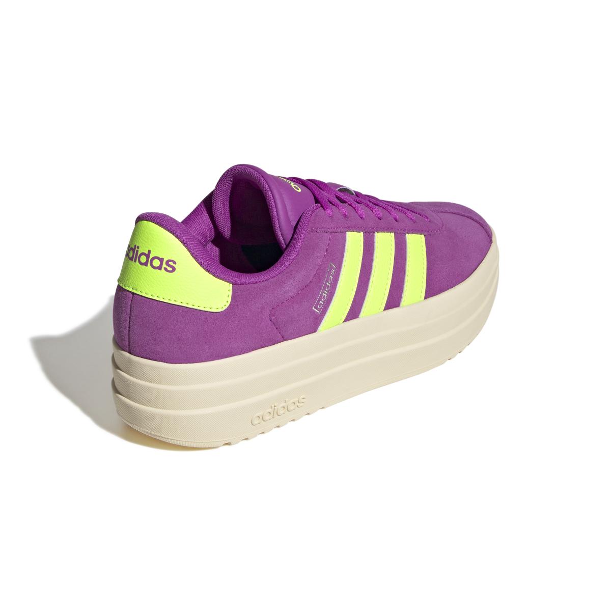 product/a/d/adidas_ji1785_7_footwear_photography_back_lateral_top_view_white.jpg