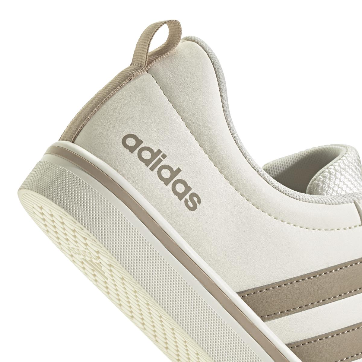 product/a/d/adidas_ji1811_9_footwear_photography_detail_view_2_white-nw091625.jpg