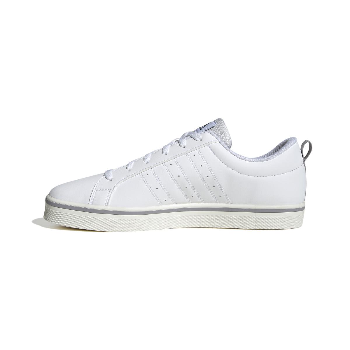 product/a/d/adidas_ji1812_5_footwear_photography_side_medial_center_view_white-nw091625.jpg