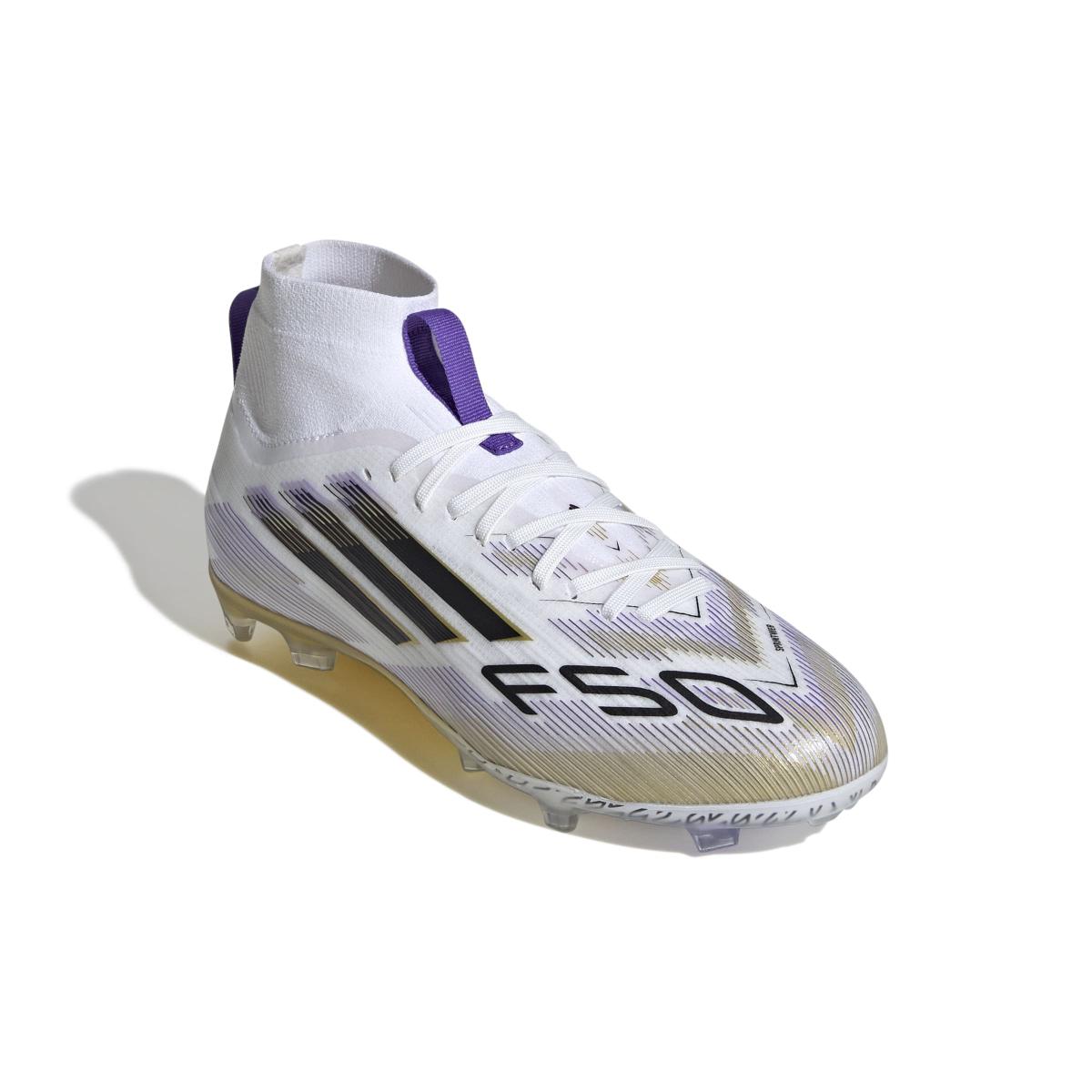 product/a/d/adidas_ji3543_5_footwear_photography_front_lateral_top_view_white.jpg