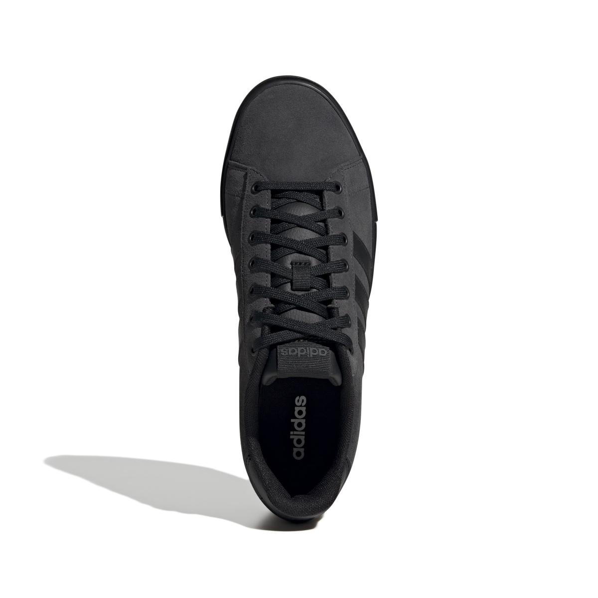 product/a/d/adidas_ji4355_3_footwear_photography_top_portrait_view_white-nw110824.jpg