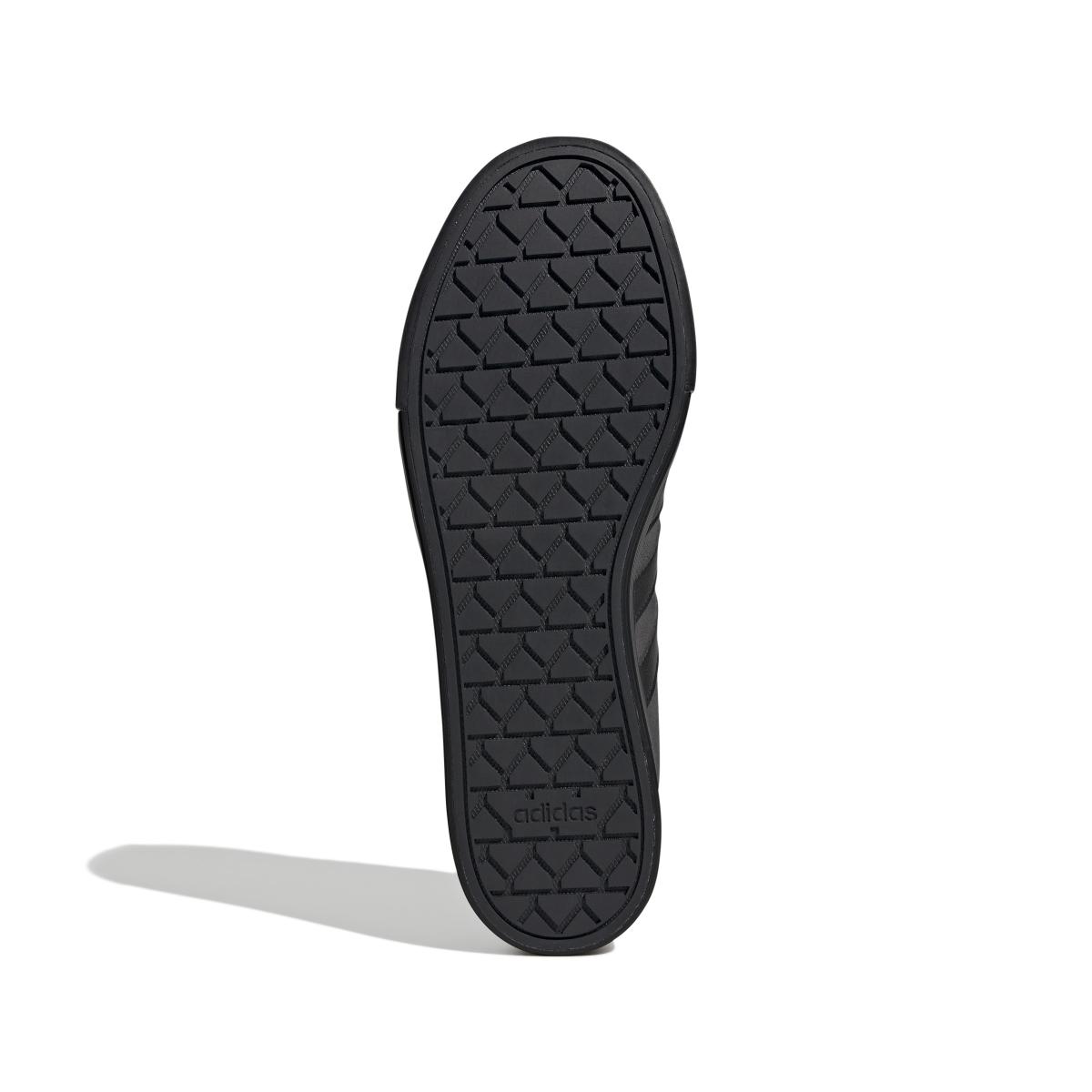 product/a/d/adidas_ji4355_4_footwear_photography_bottom_view_white-nw110824.jpg