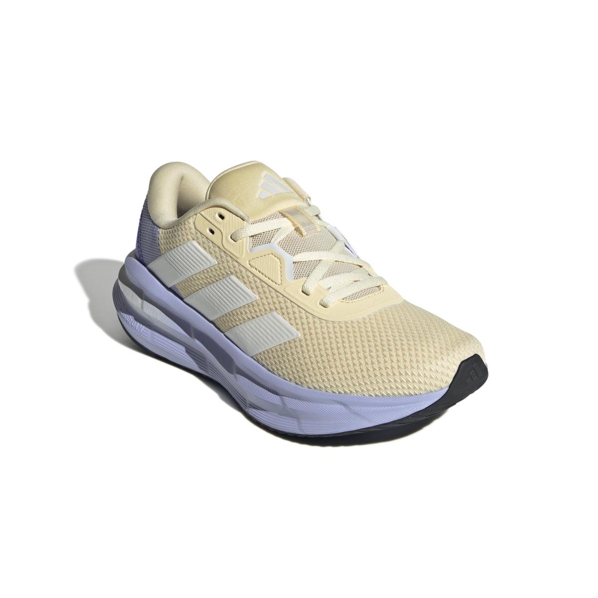 product/a/d/adidas_ji4606_6_footwear_photography_front_lateral_top_view_white.jpg