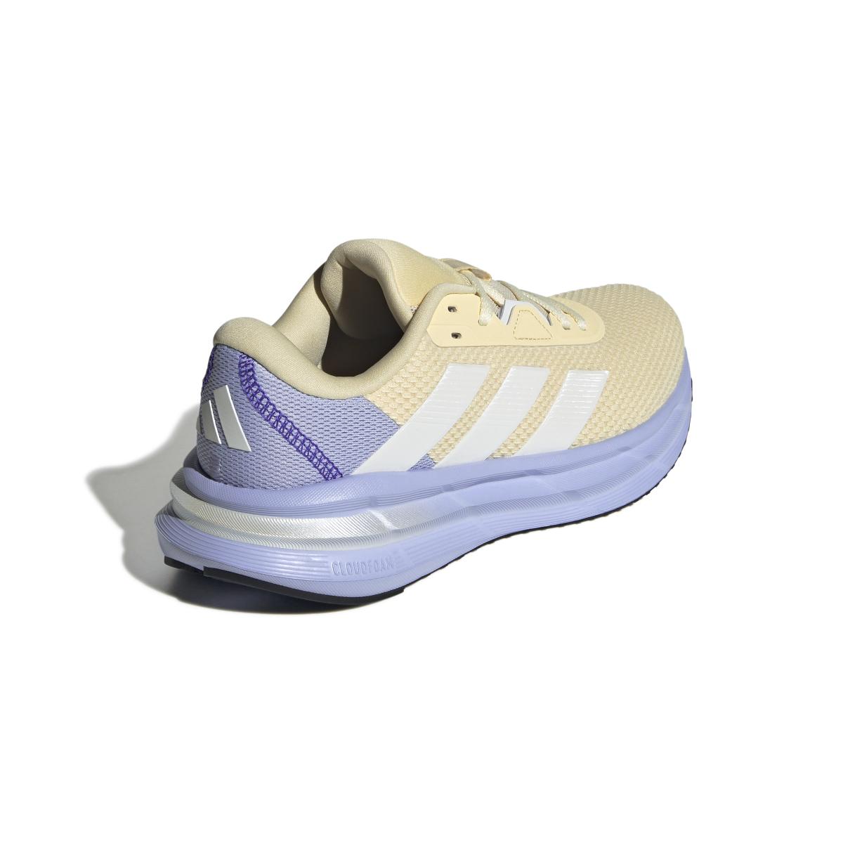 product/a/d/adidas_ji4606_7_footwear_photography_back_lateral_top_view_white.jpg