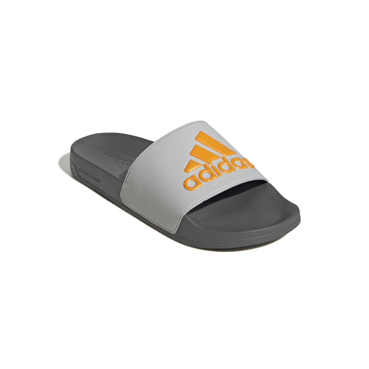 product/a/d/adidas_ji4759_6_footwear_photography_front_lateral_top_view_white-nw091625.jpg