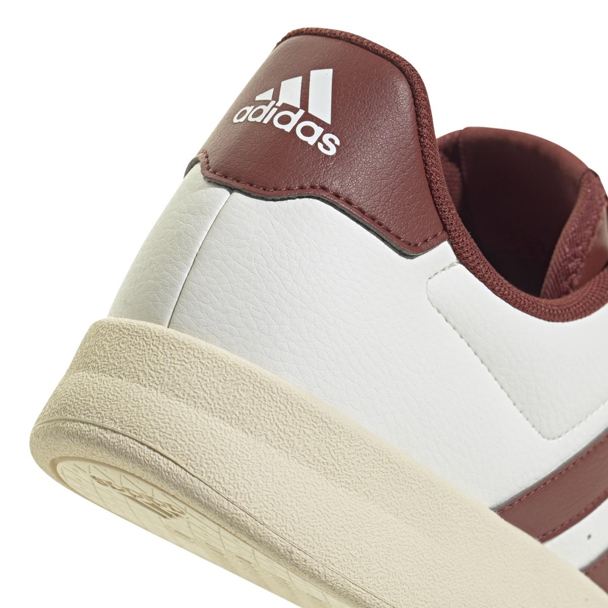 product/a/d/adidas_ji4851_9_footwear_photography_detail_view_2_white-nw091625.jpg
