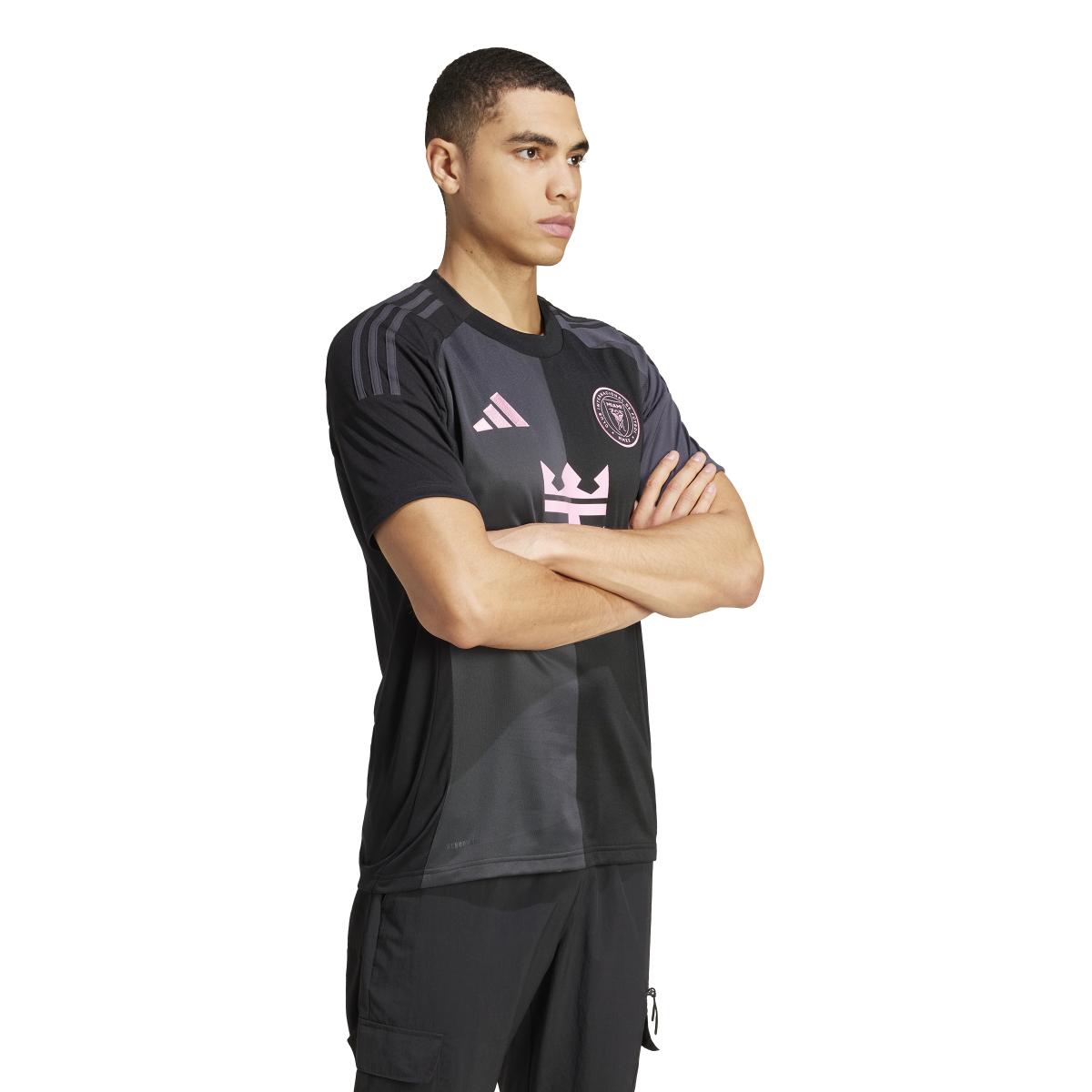 product/a/d/adidas_ji6821_black_5.jpg