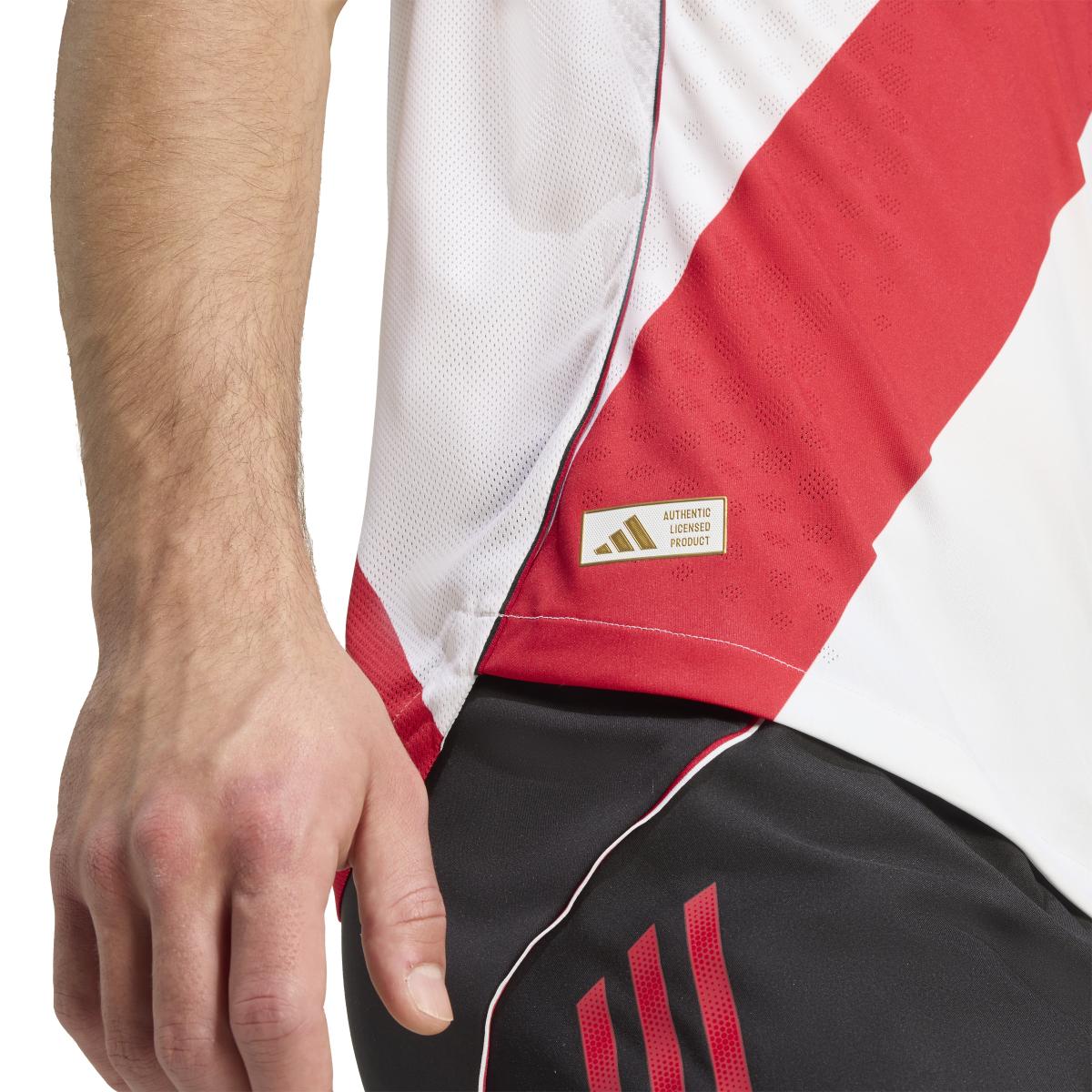 product/a/d/adidas_ji7072_blanc_8.jpg