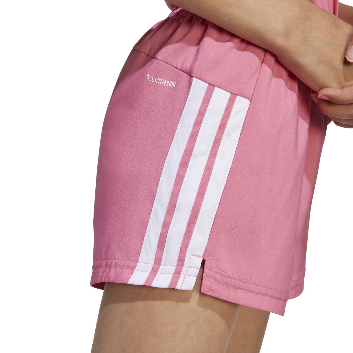 product/a/d/adidas_jj5039_7_apparel_on_model_detail_view_2_white.jpg