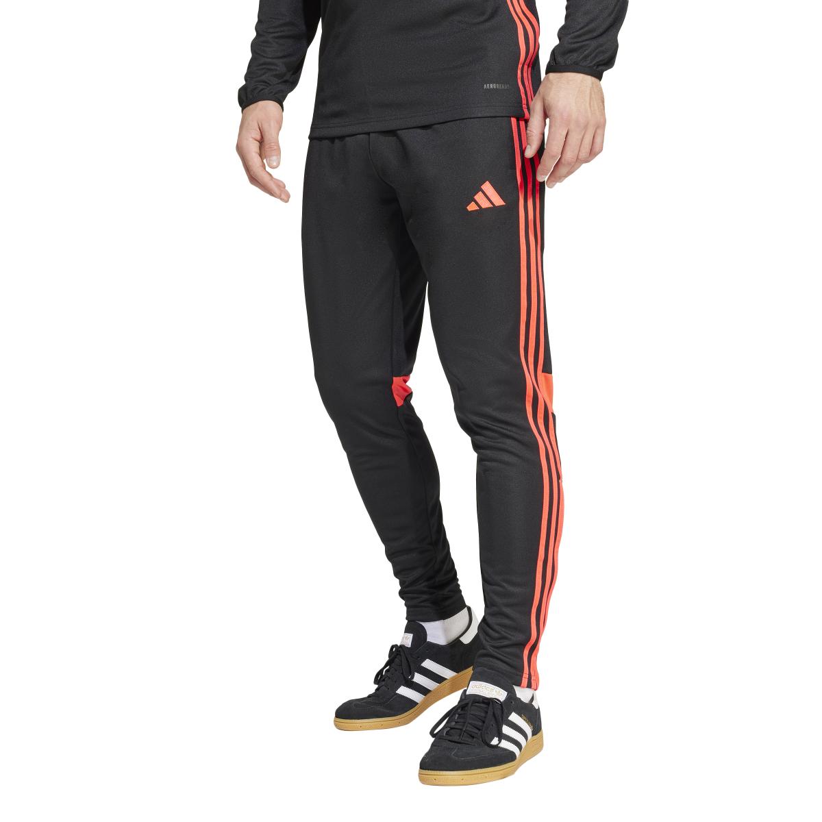product/a/d/adidas_jm3591_black-lucred_2.jpg