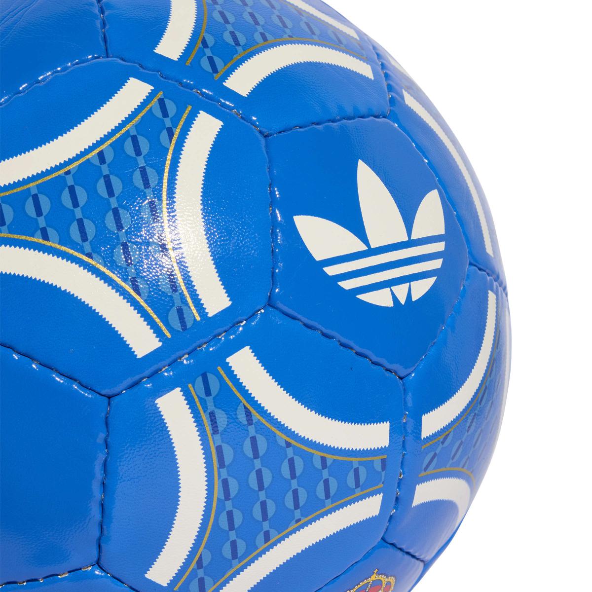 product/a/d/adidas_jn7359_3_hardware_photography_detail_view_1_white.jpg
